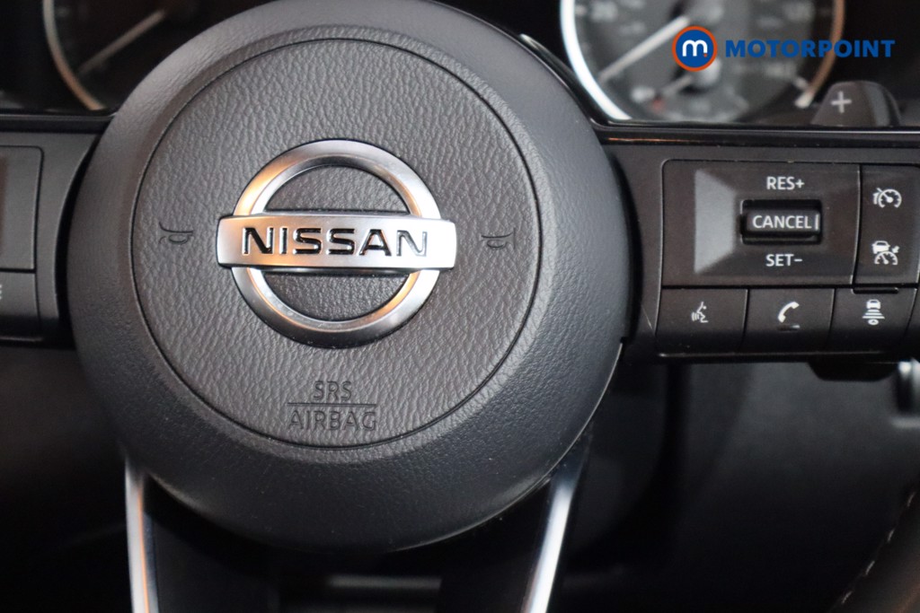 Nissan Qashqai Acenta Premium Automatic Petrol SUV - Stock Number (1561464) - 20th supplementary image