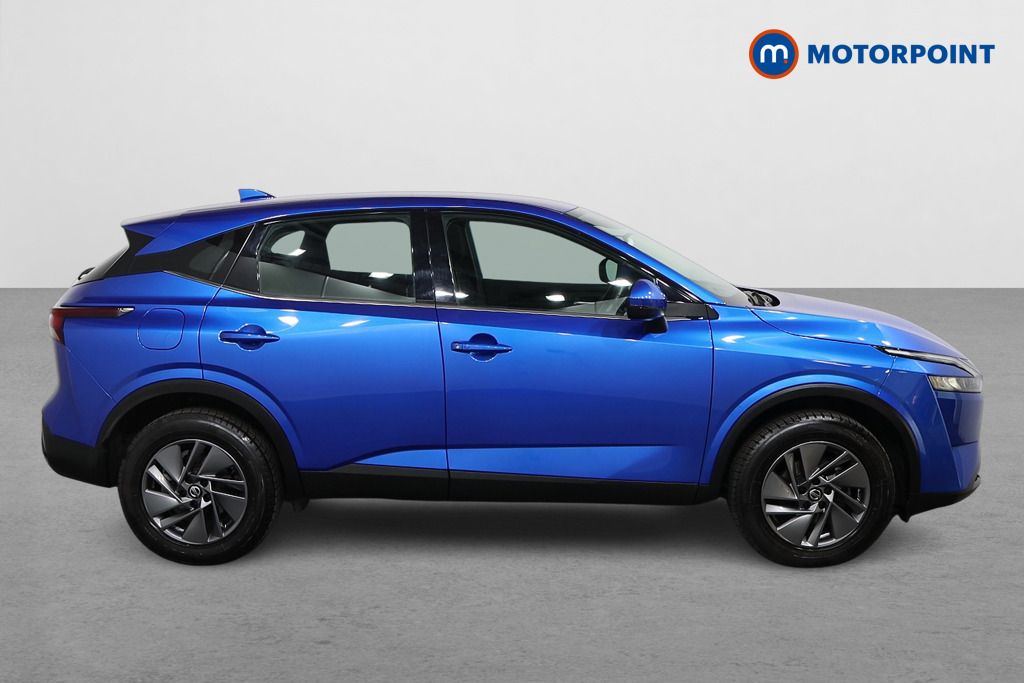 Nissan Qashqai Acenta Premium Automatic Petrol SUV - Stock Number (1561464) - Drivers side