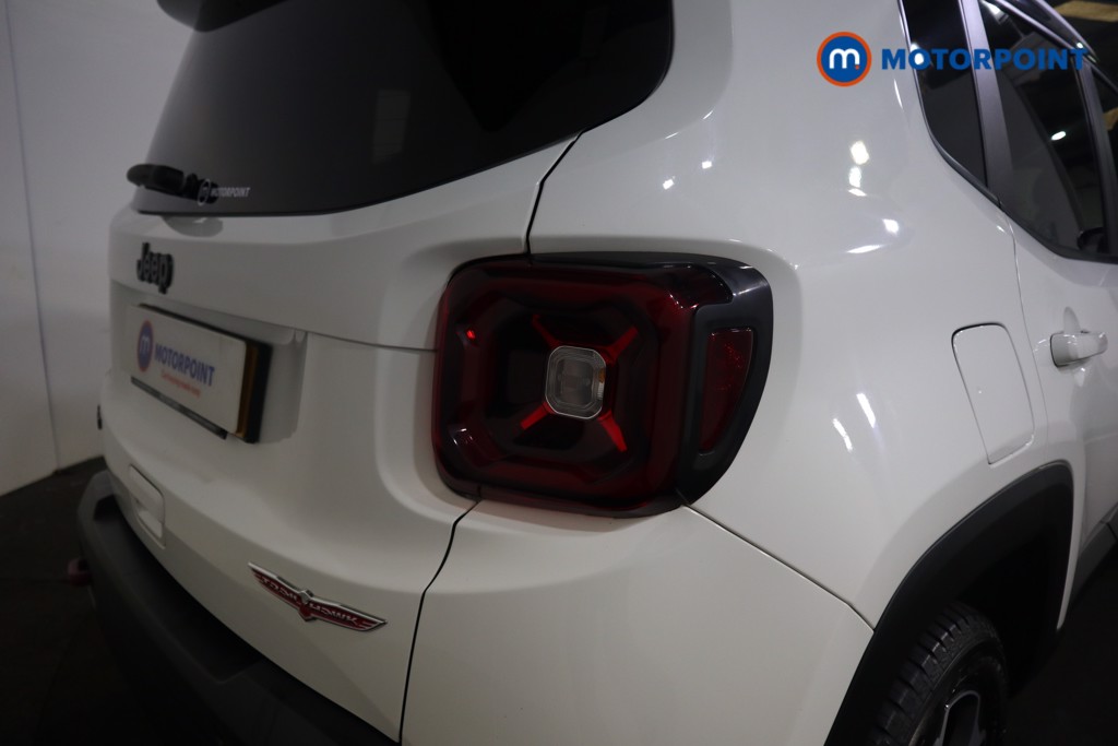 Jeep Renegade Trailhawk Automatic Diesel SUV - Stock Number (1562011) - 21st supplementary image
