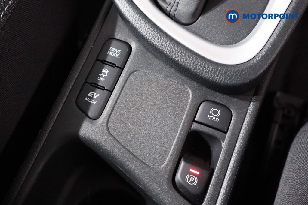 Toyota Yaris Cross Design Automatic Petrol-Electric Hybrid Estate - Stock Number (1562044) - 17th supplementary image