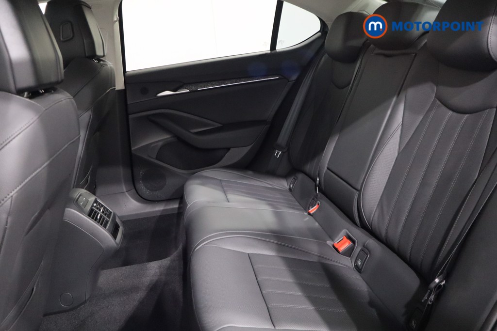 Skoda Superb Se L Automatic Petrol Hatchback - Stock Number (1562304) - 5th supplementary image