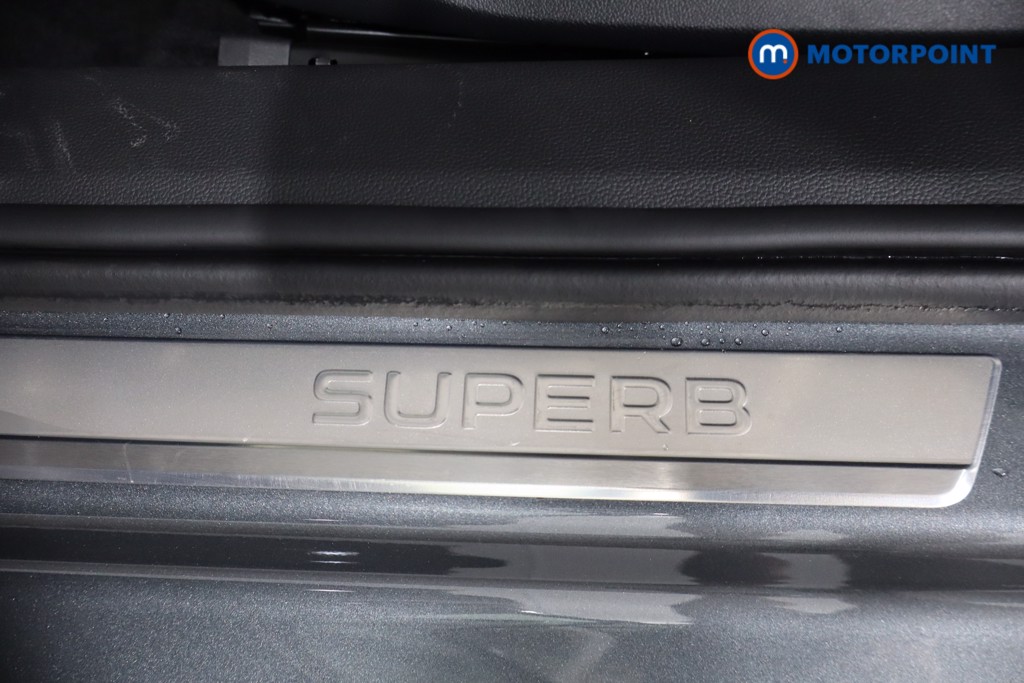 Skoda Superb Se L Automatic Petrol Hatchback - Stock Number (1562304) - 25th supplementary image