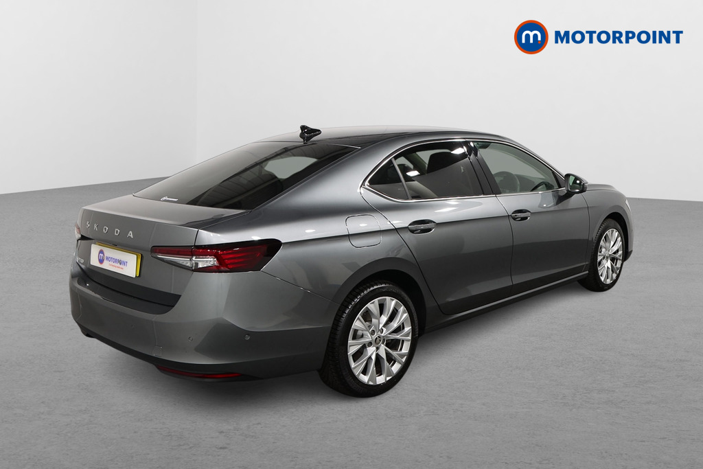 Skoda Superb Se L Automatic Petrol Hatchback - Stock Number (1562304) - Drivers side rear corner