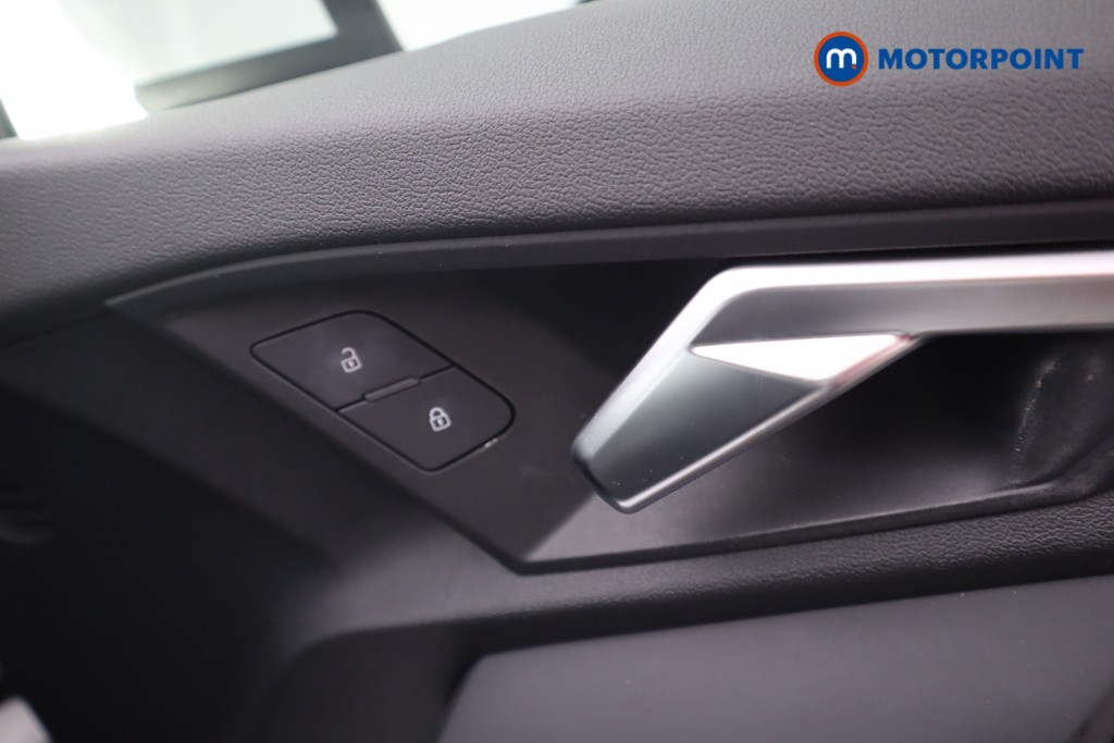 Audi A3 S Line Manual Petrol Hatchback - Stock Number (1534086) - 9th supplementary image