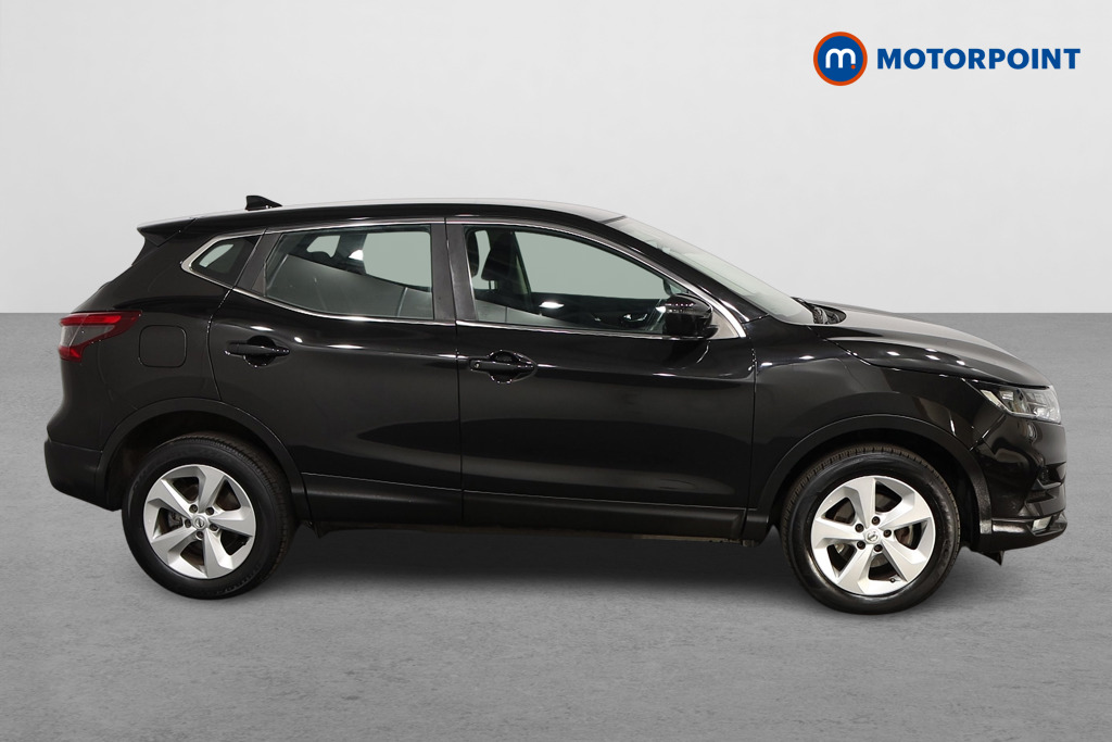 Nissan Qashqai Acenta Premium Automatic Petrol SUV - Stock Number (1538930) - Drivers side