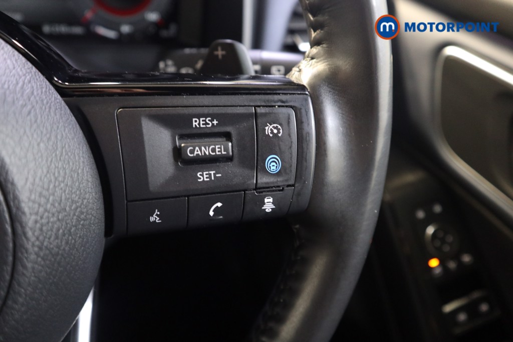 Nissan Qashqai Tekna Automatic Petrol SUV - Stock Number (1550953) - 4th supplementary image