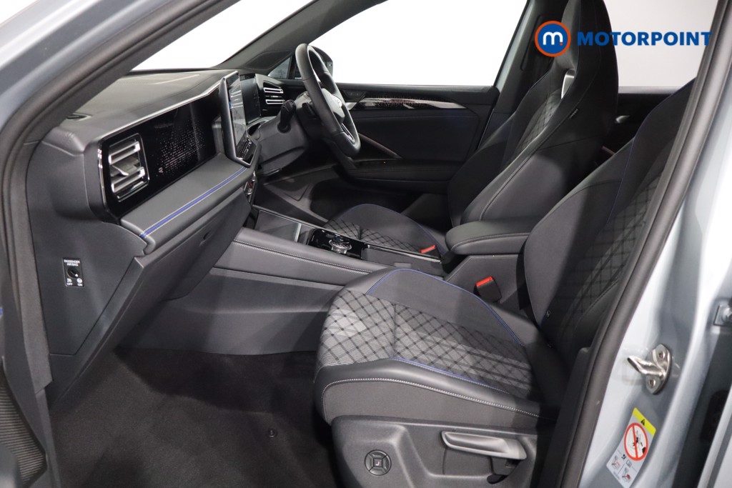 Volkswagen Tiguan R-Line Automatic Diesel SUV - Stock Number (1550991) - 4th supplementary image