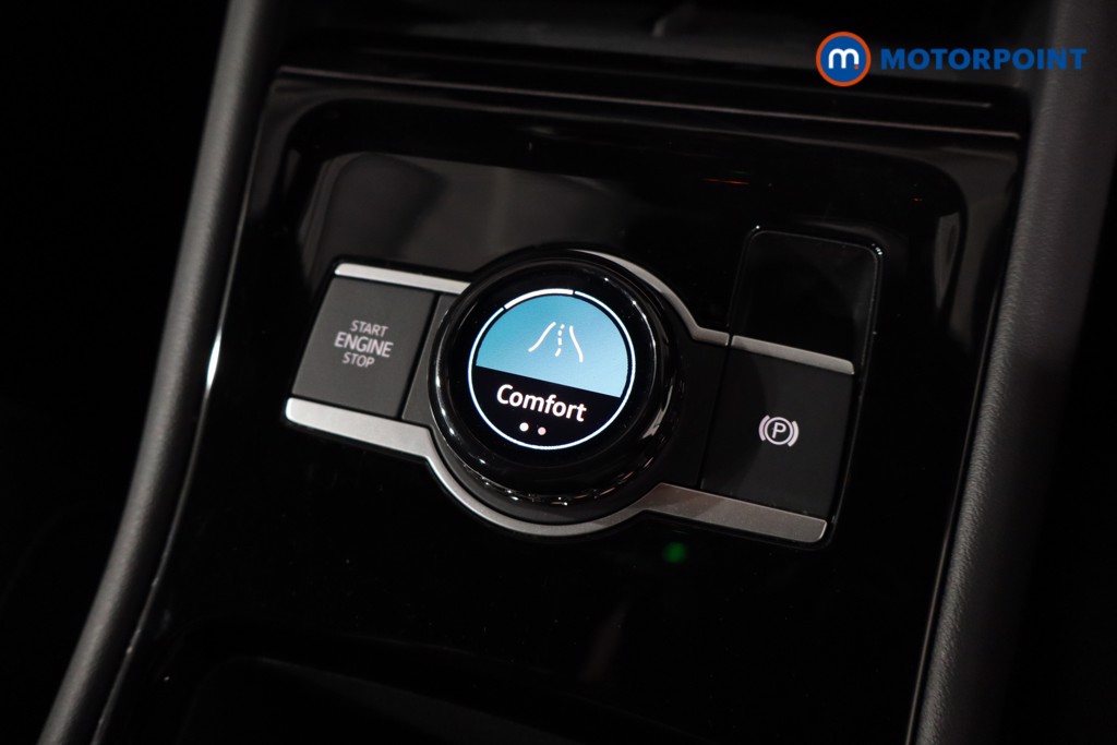 Volkswagen Tiguan R-Line Automatic Diesel SUV - Stock Number (1550991) - 19th supplementary image