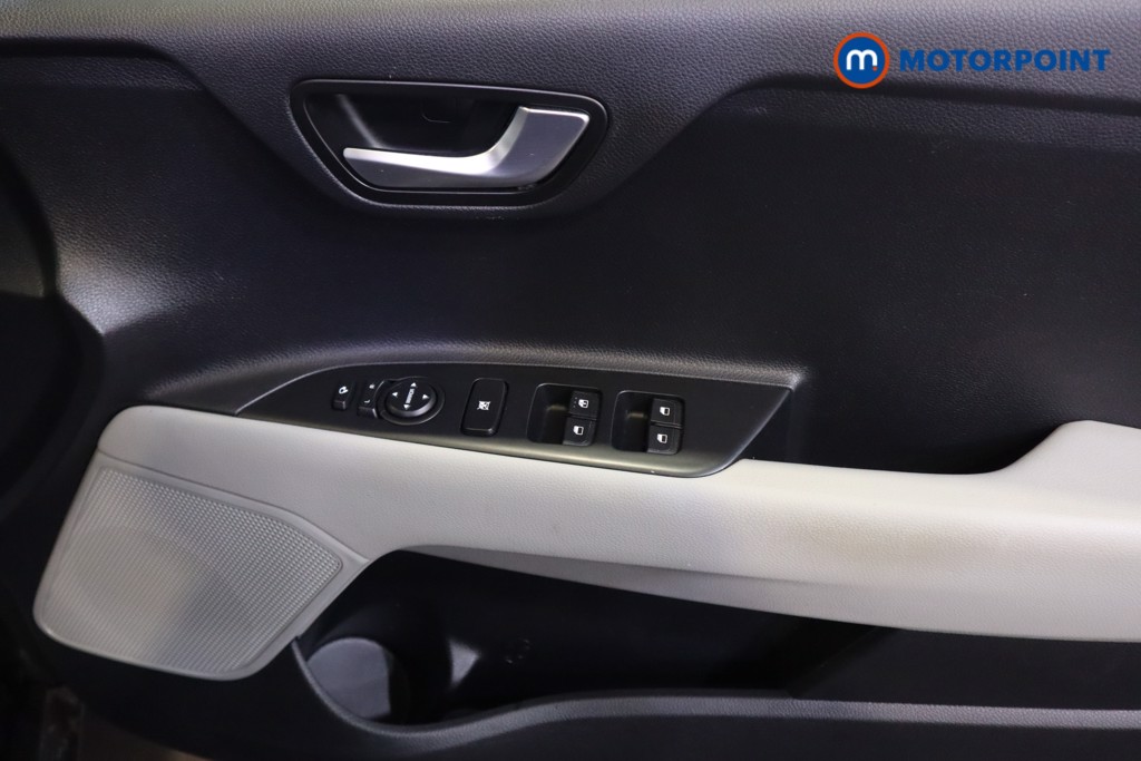 KIA Stonic First Edition Manual Petrol SUV - Stock Number (1553268) - 7th supplementary image