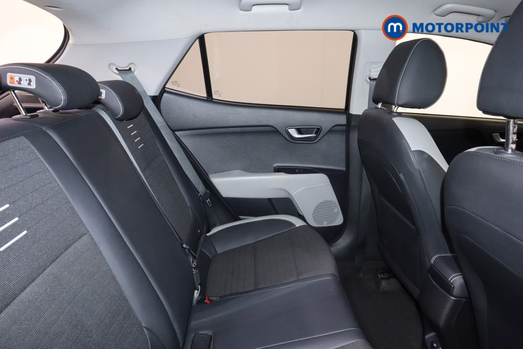 KIA Stonic First Edition Manual Petrol SUV - Stock Number (1553268) - 14th supplementary image