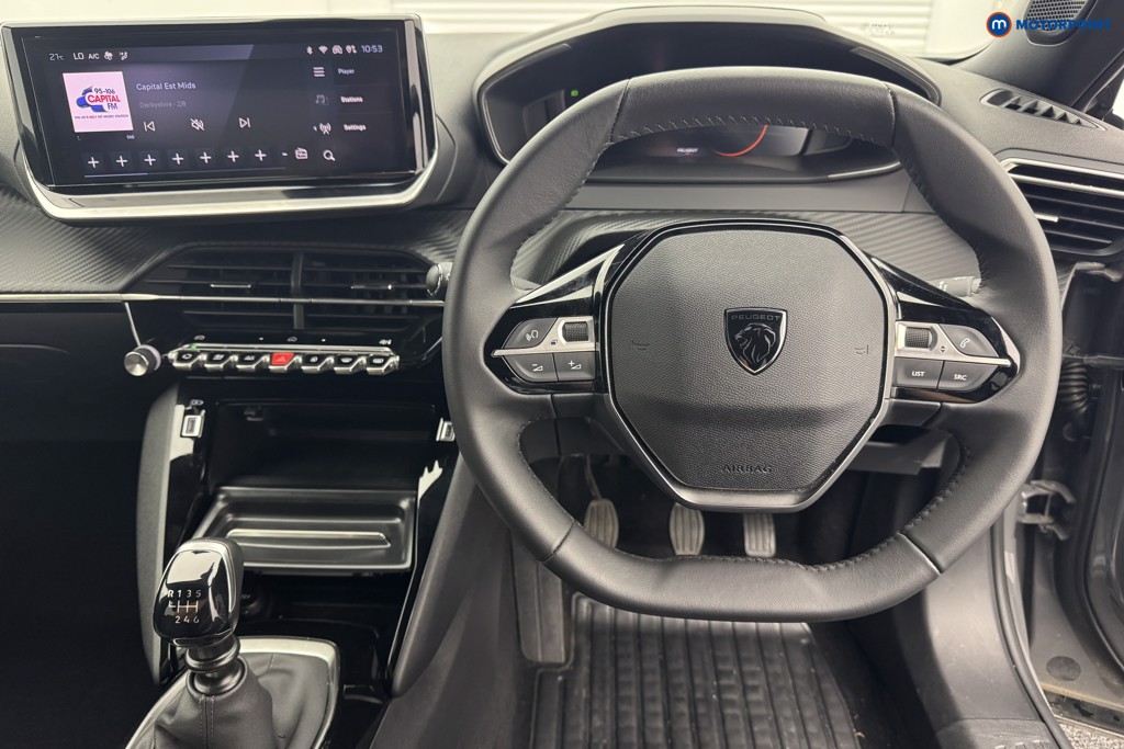 Peugeot 2008 Allure Manual Petrol SUV - Stock Number (1554636) - 1st supplementary image