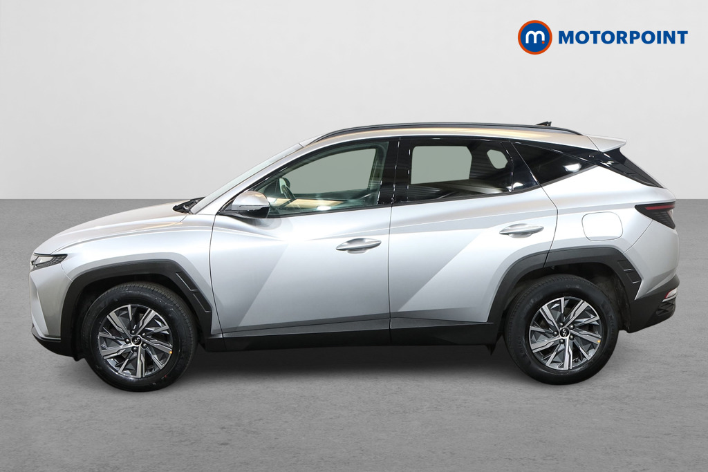 Hyundai Tucson Se Connect Manual Petrol SUV - Stock Number (1556327) - Passenger side