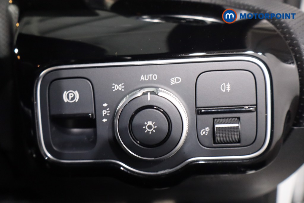 Mercedes-Benz CLA Amg Line Automatic Petrol Coupe - Stock Number (1556592) - 19th supplementary image
