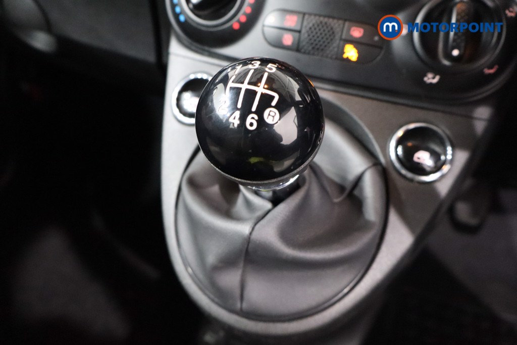 Fiat 500 Dolcevita Manual Petrol-Electric Hybrid Hatchback - Stock Number (1556874) - 14th supplementary image
