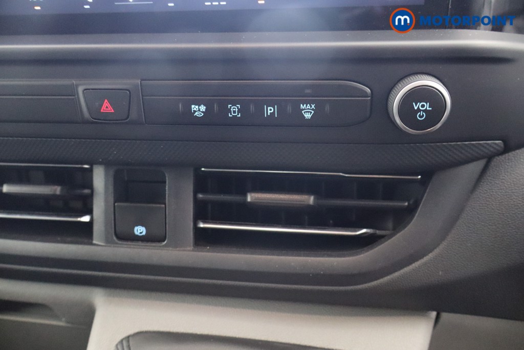 Ford Transit Custom Limited Manual Diesel Panel Van - Stock Number (1556942) - 8th supplementary image