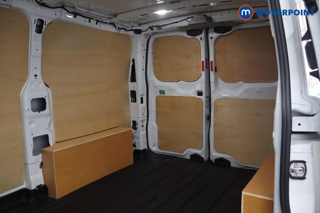 Ford Transit Custom Limited Manual Diesel Panel Van - Stock Number (1556942) - 23rd supplementary image