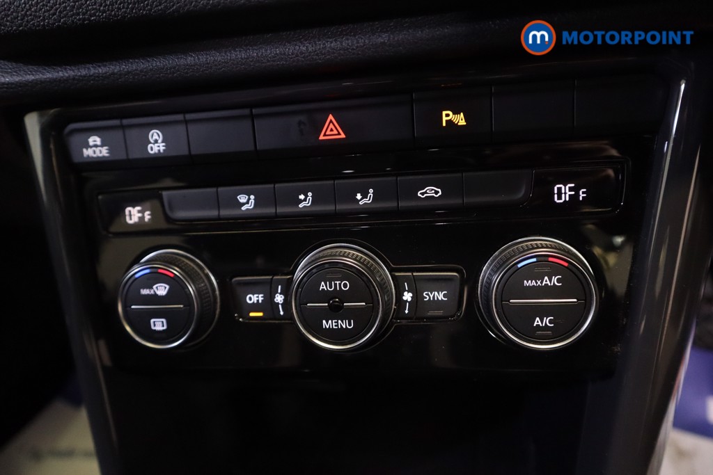 Volkswagen T-Roc SEL Manual Petrol SUV - Stock Number (1557119) - 5th supplementary image