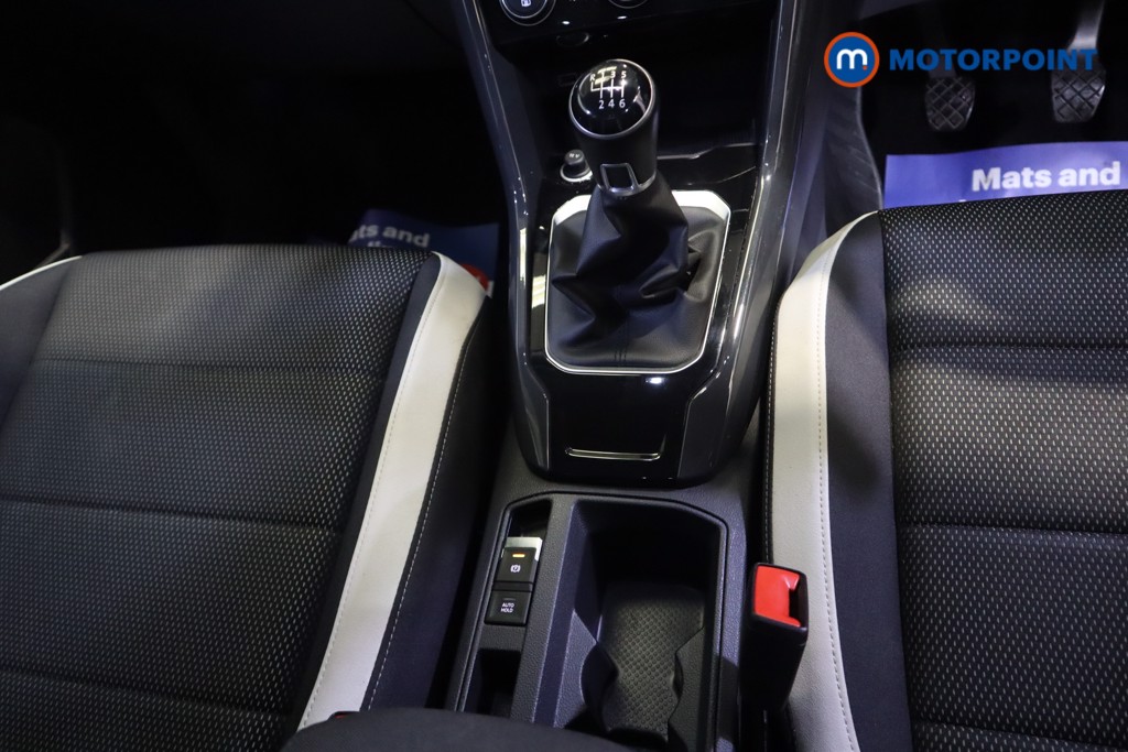 Volkswagen T-Roc SEL Manual Petrol SUV - Stock Number (1557119) - 6th supplementary image