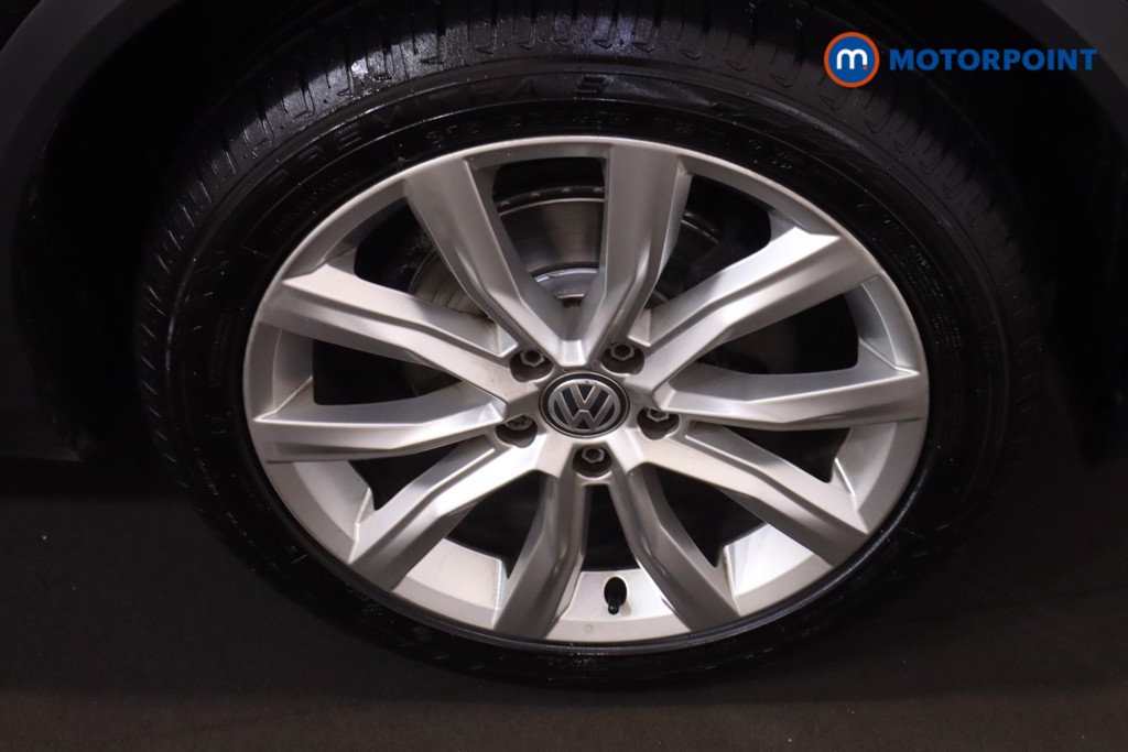 Volkswagen T-Roc SEL Manual Petrol SUV - Stock Number (1557119) - 17th supplementary image