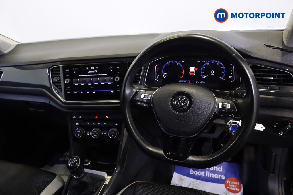 Volkswagen T-Roc SEL Manual Petrol SUV - Stock Number (1557119) - 1st supplementary image