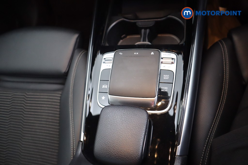 Mercedes-Benz B Class Sport Automatic Petrol Hatchback - Stock Number (1557271) - 7th supplementary image