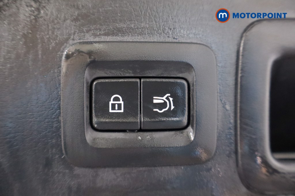 Mazda Cx-30 Exclusive-Line Manual Petrol-Electric Hybrid SUV - Stock Number (1557387) - 33rd supplementary image