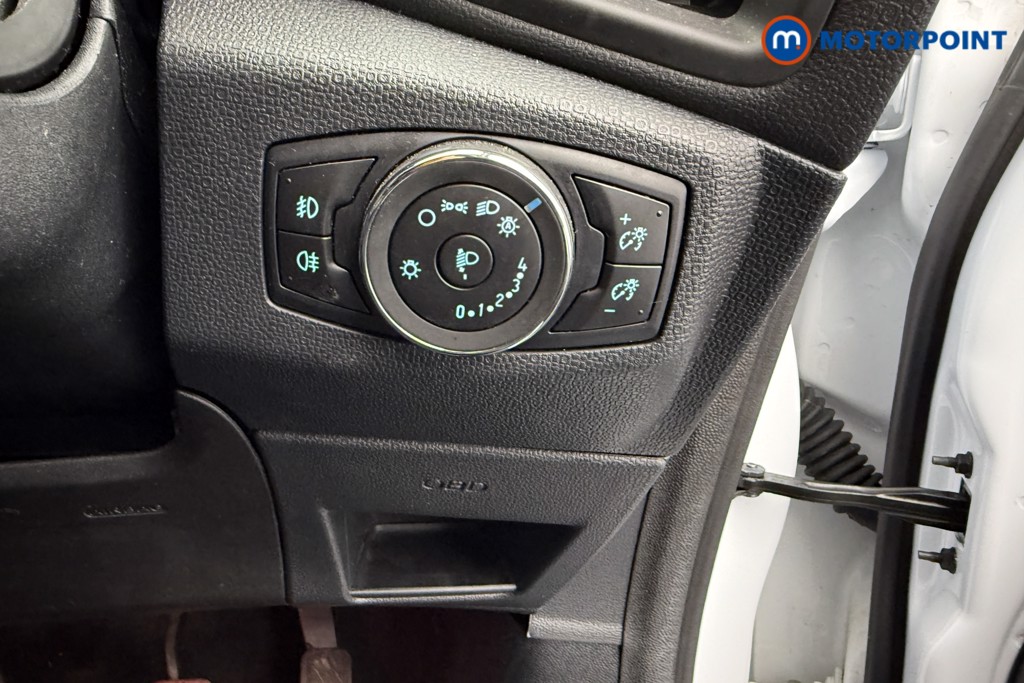 Ford Ecosport Titanium Manual Petrol SUV - Stock Number (1557404) - 15th supplementary image