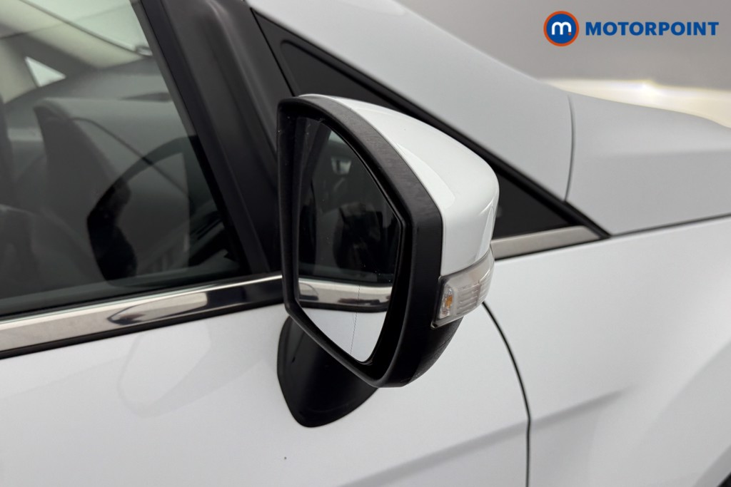 Ford Ecosport Titanium Manual Petrol SUV - Stock Number (1557404) - 18th supplementary image