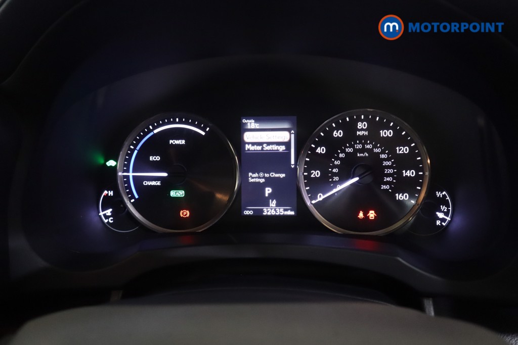 Lexus IS Sport Automatic Petrol-Electric Hybrid Saloon - Stock Number (1557425) - 4th supplementary image