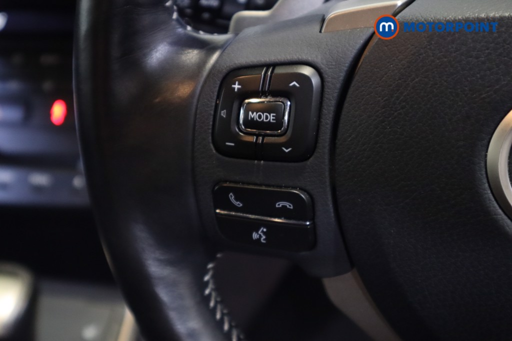 Lexus IS Sport Automatic Petrol-Electric Hybrid Saloon - Stock Number (1557425) - 12th supplementary image