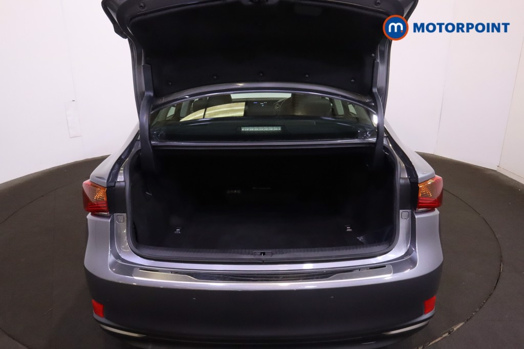Lexus IS Sport Automatic Petrol-Electric Hybrid Saloon - Stock Number (1557425) - 16th supplementary image