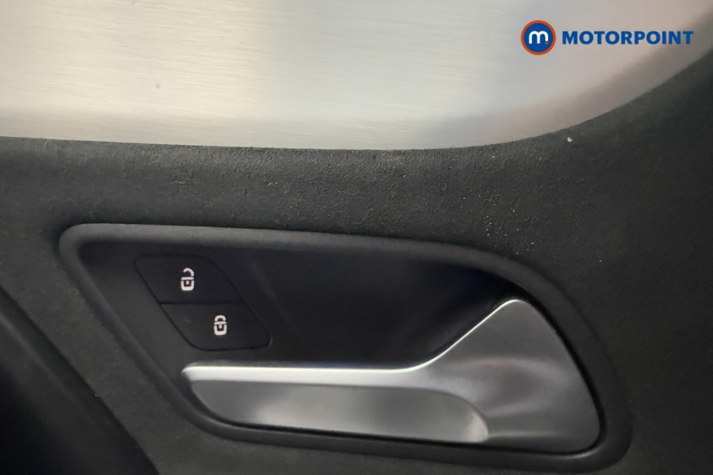 Mercedes-Benz CLA Amg Line Automatic Petrol Plug-In Hybrid Estate - Stock Number (1557428) - 17th supplementary image