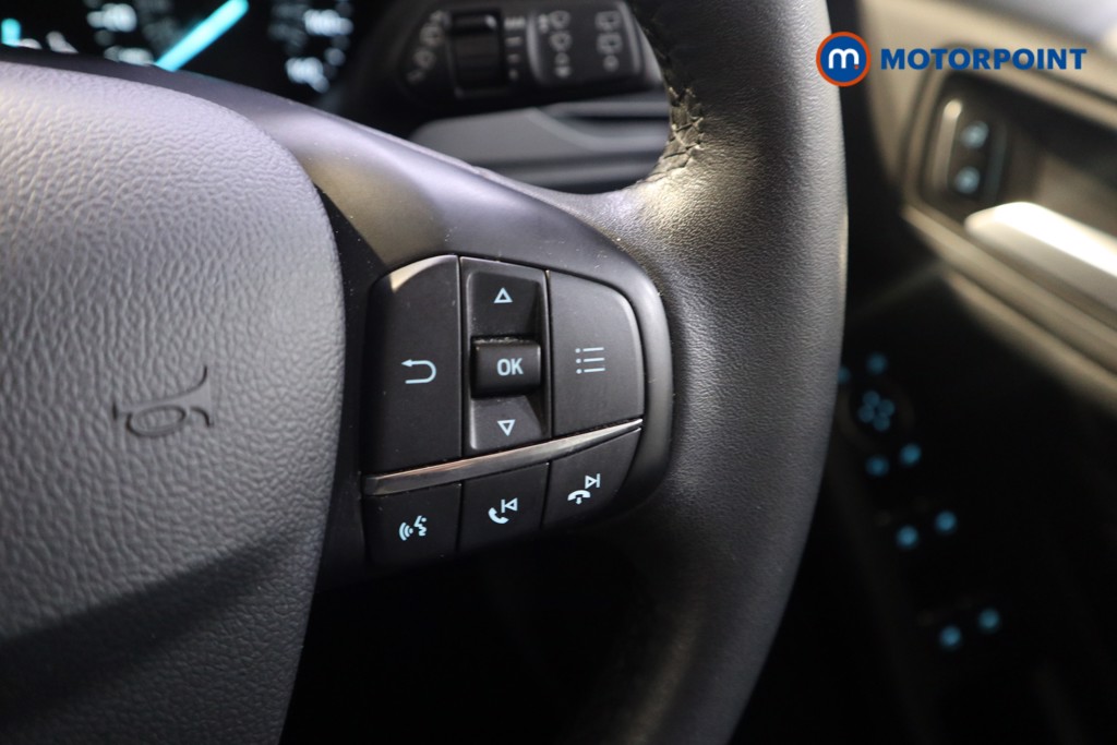 Ford Focus Titanium Manual Petrol Hatchback - Stock Number (1557736) - 4th supplementary image