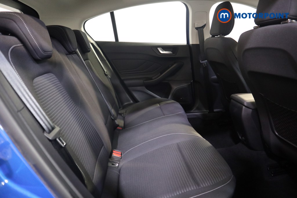 Ford Focus Titanium Manual Petrol Hatchback - Stock Number (1557736) - 14th supplementary image