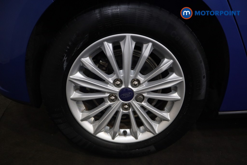 Ford Focus Titanium Manual Petrol Hatchback - Stock Number (1557736) - 16th supplementary image