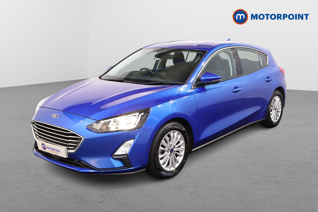Ford Focus Titanium Manual Petrol Hatchback - Stock Number (1557736) - Passenger side front corner