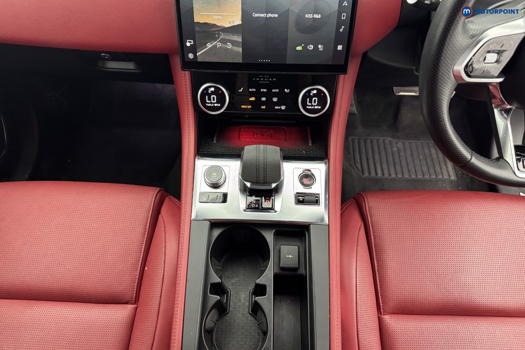 Jaguar F-Pace R-Dynamic Black Automatic Diesel SUV - Stock Number (1557876) - 9th supplementary image