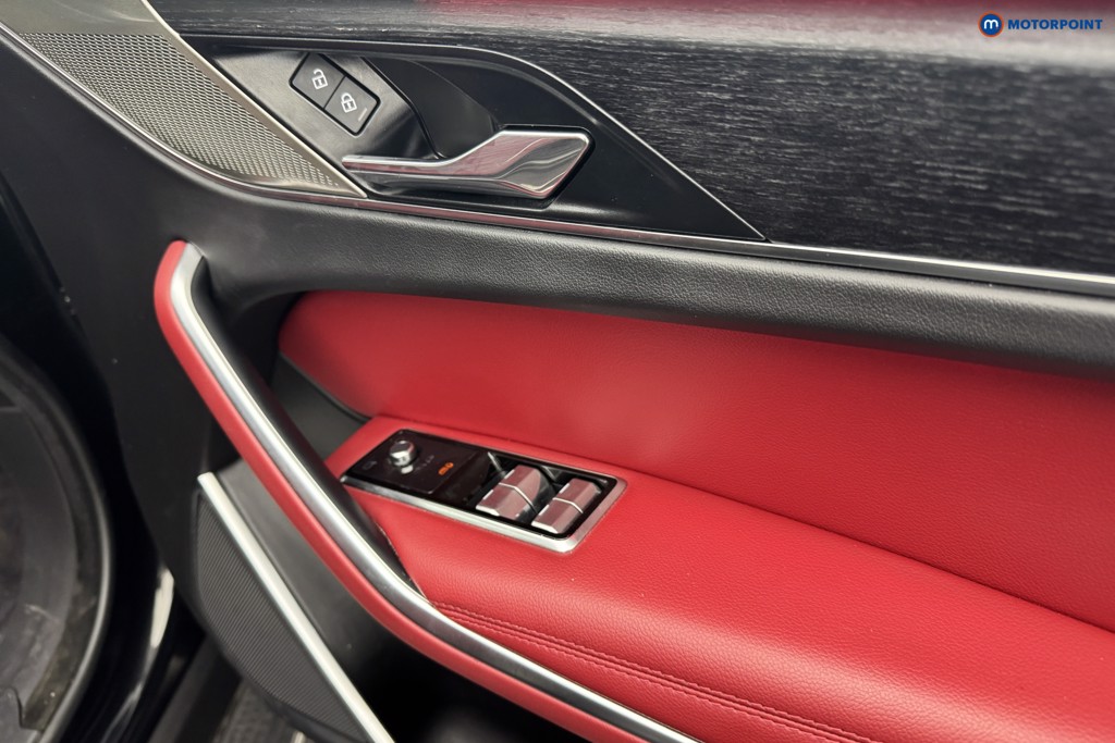 Jaguar F-Pace R-Dynamic Black Automatic Diesel SUV - Stock Number (1557876) - 22nd supplementary image