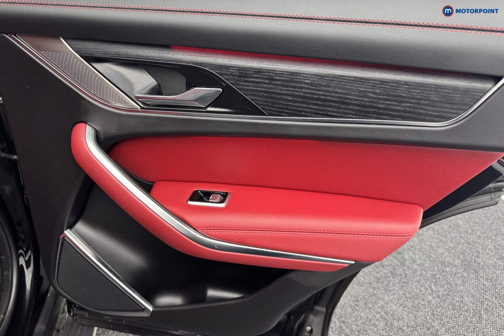 Jaguar F-Pace R-Dynamic Black Automatic Diesel SUV - Stock Number (1557876) - 23rd supplementary image