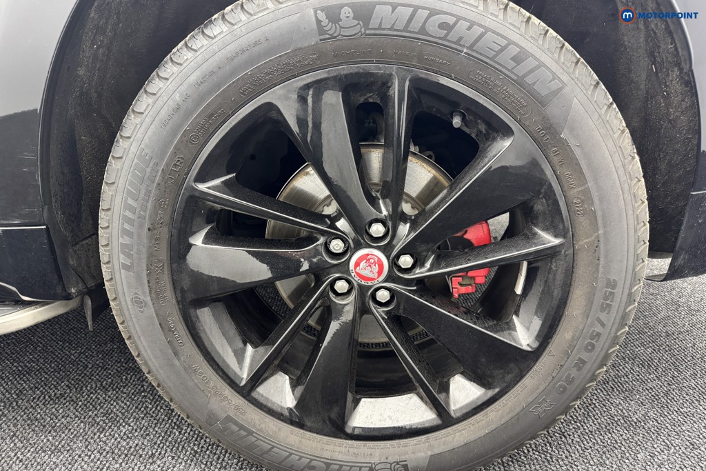Jaguar F-Pace R-Dynamic Black Automatic Diesel SUV - Stock Number (1557876) - 35th supplementary image