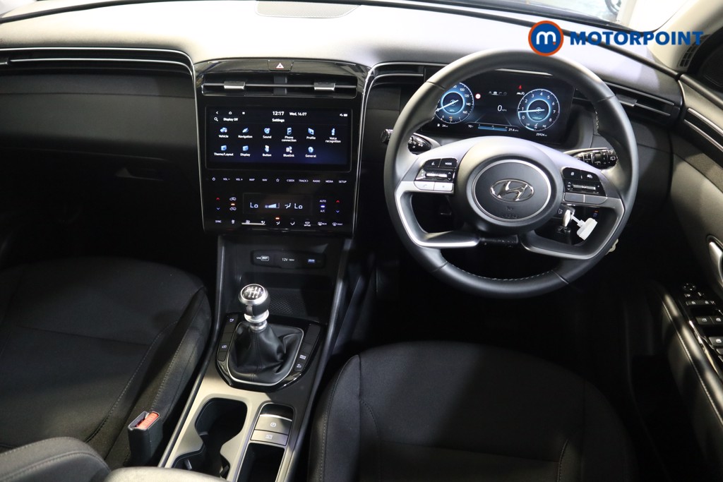 Hyundai Tucson Se Connect Manual Petrol SUV - Stock Number (1557939) - 1st supplementary image