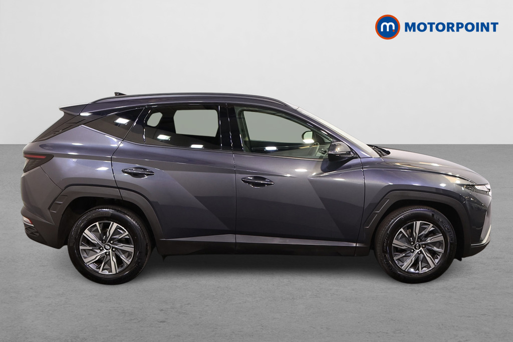 Hyundai Tucson Se Connect Manual Petrol SUV - Stock Number (1557939) - Drivers side
