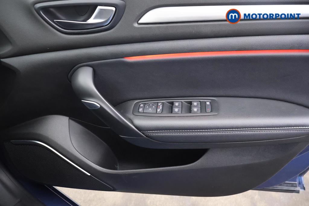 Renault Megane Signature Nav Automatic Petrol Hatchback - Stock Number (1558392) - 8th supplementary image