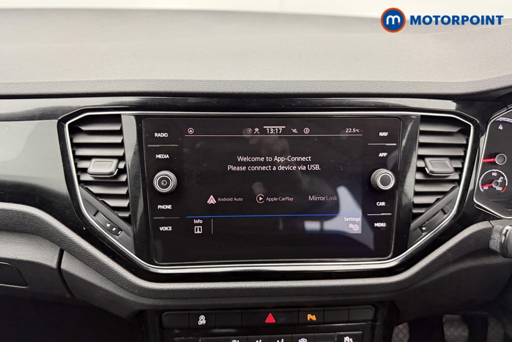 Volkswagen T-Roc Black Edition Manual Petrol SUV - Stock Number (1558731) - 2nd supplementary image