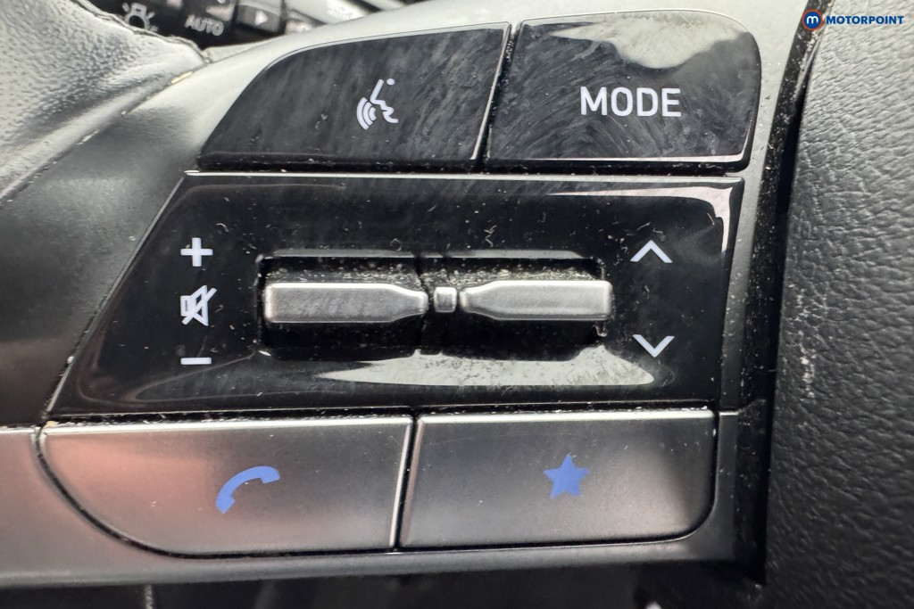 Hyundai Tucson Ultimate Manual Petrol SUV - Stock Number (1558812) - 15th supplementary image