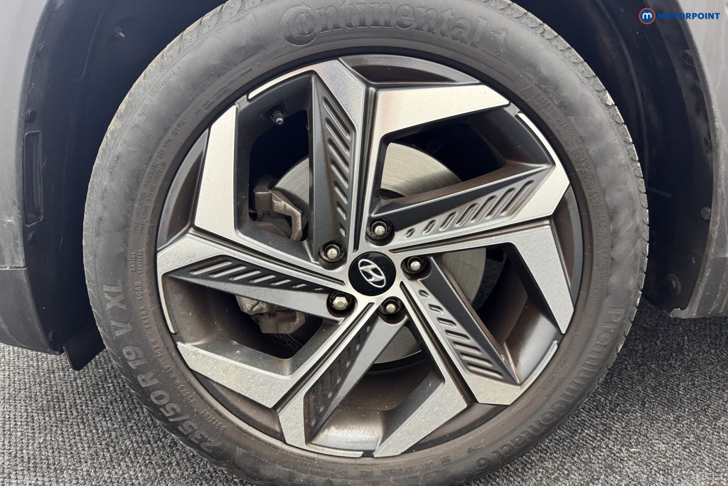 Hyundai Tucson Ultimate Manual Petrol SUV - Stock Number (1558812) - 33rd supplementary image