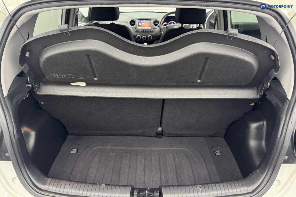 Hyundai I10 Play Manual Petrol Hatchback - Stock Number (1558873) - 3rd supplementary image