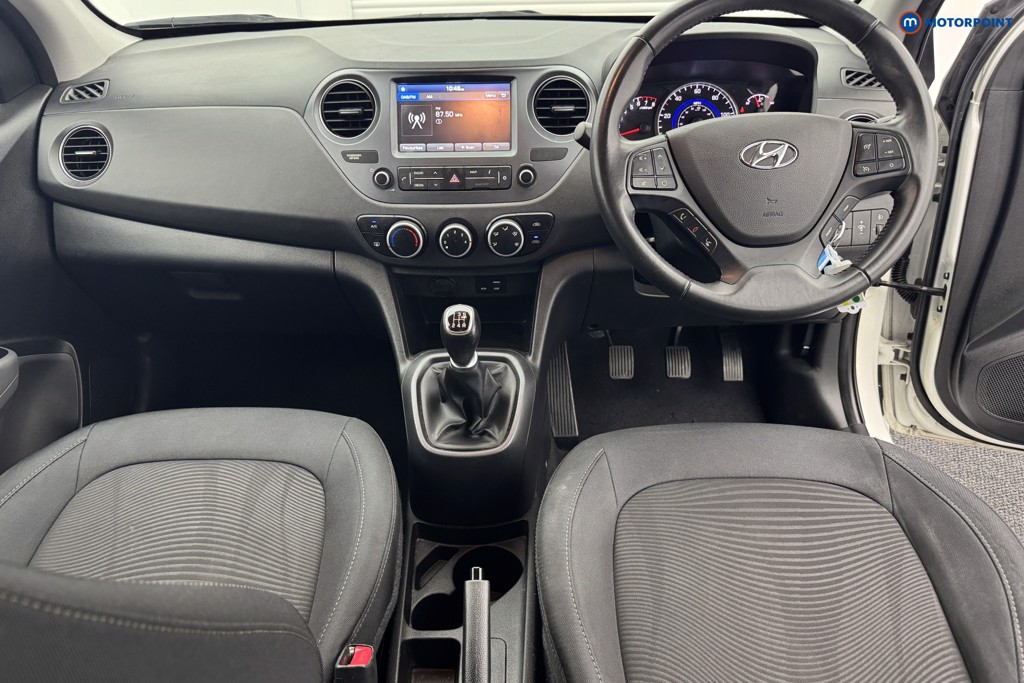 Hyundai I10 Play Manual Petrol Hatchback - Stock Number (1558873) - 10th supplementary image