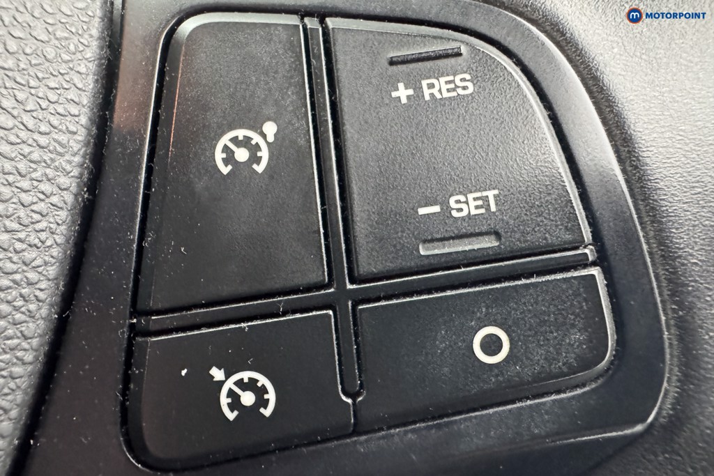 Hyundai I10 Play Manual Petrol Hatchback - Stock Number (1558873) - 17th supplementary image
