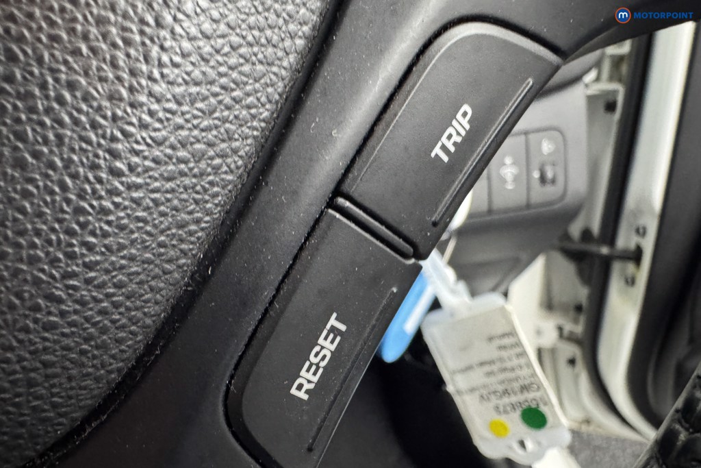 Hyundai I10 Play Manual Petrol Hatchback - Stock Number (1558873) - 18th supplementary image